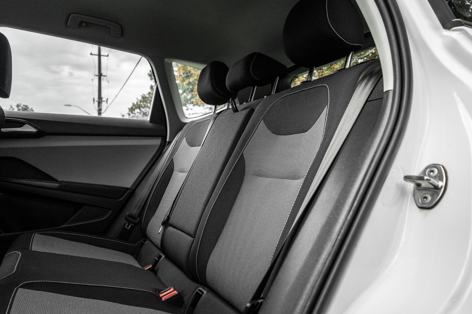 2022 Volkswagen Taos Trendline AWD-24