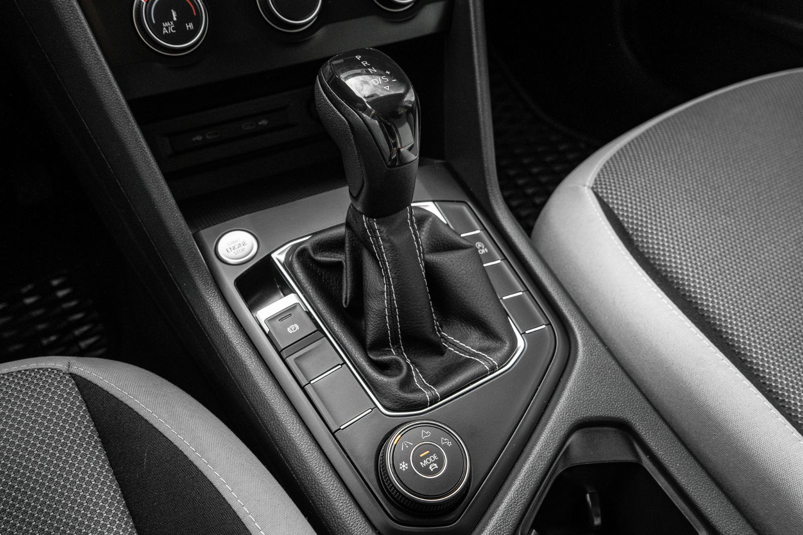 2022 Volkswagen Taos Trendline AWD-15