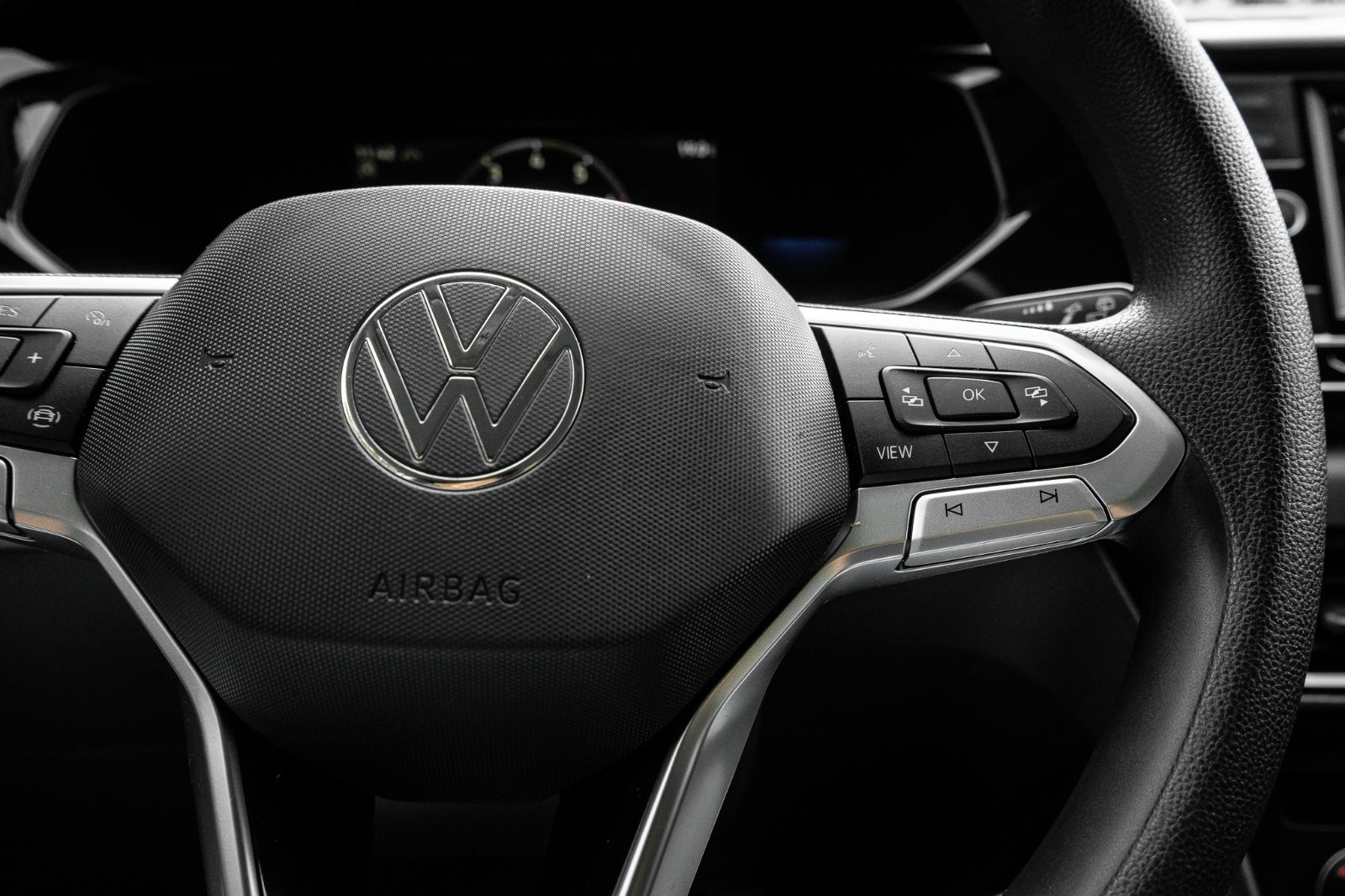 2022 Volkswagen Taos Trendline AWD-11