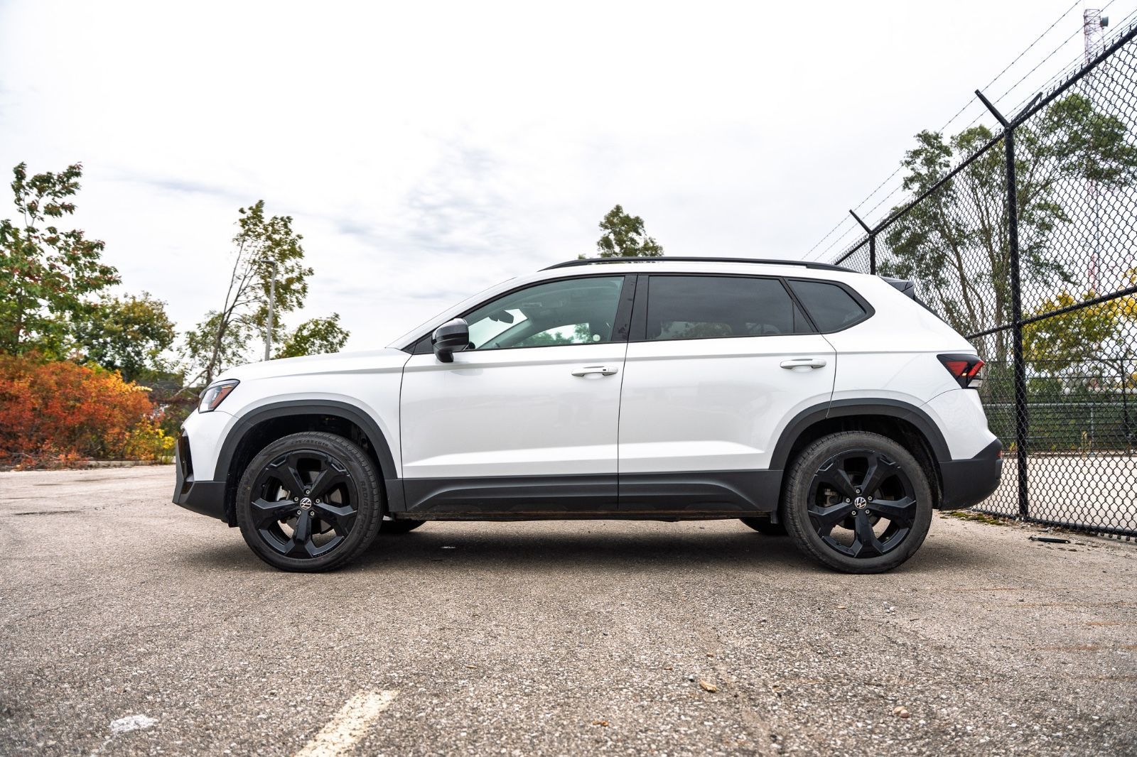 2025 Volkswagen Taos Comfortline Black Edition-3