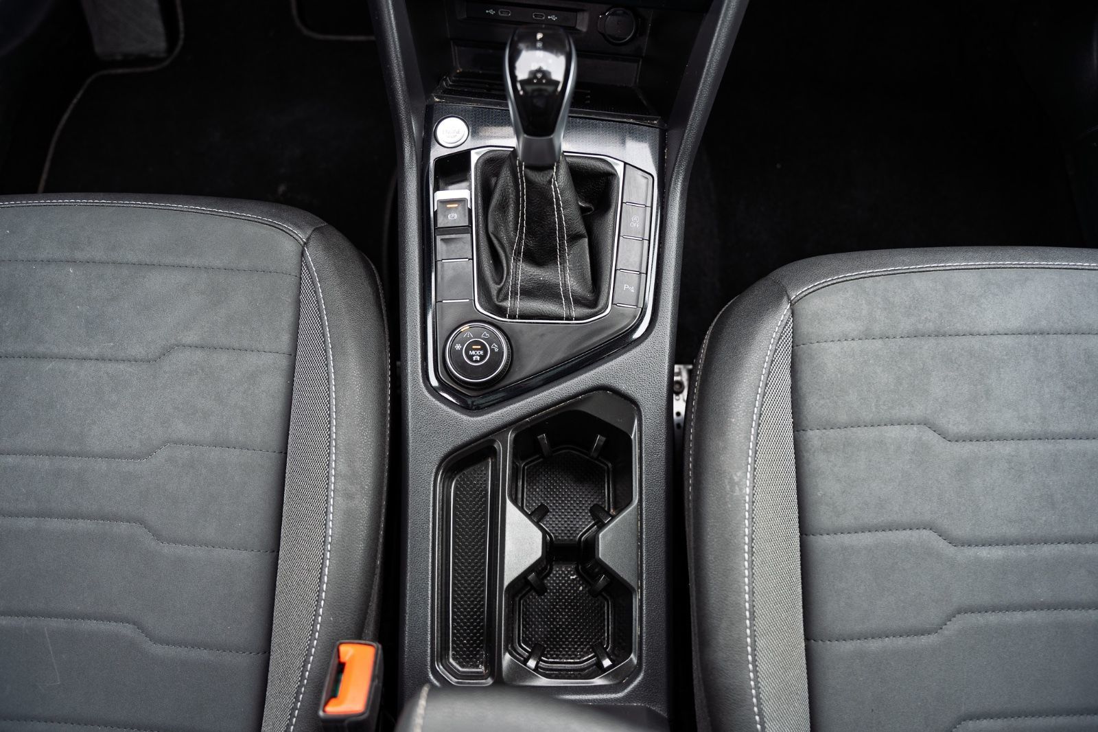 2025 Volkswagen Taos Comfortline Black Edition-14
