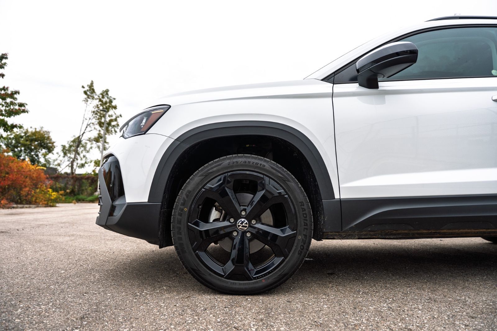 2025 Volkswagen Taos Comfortline Black Edition-5