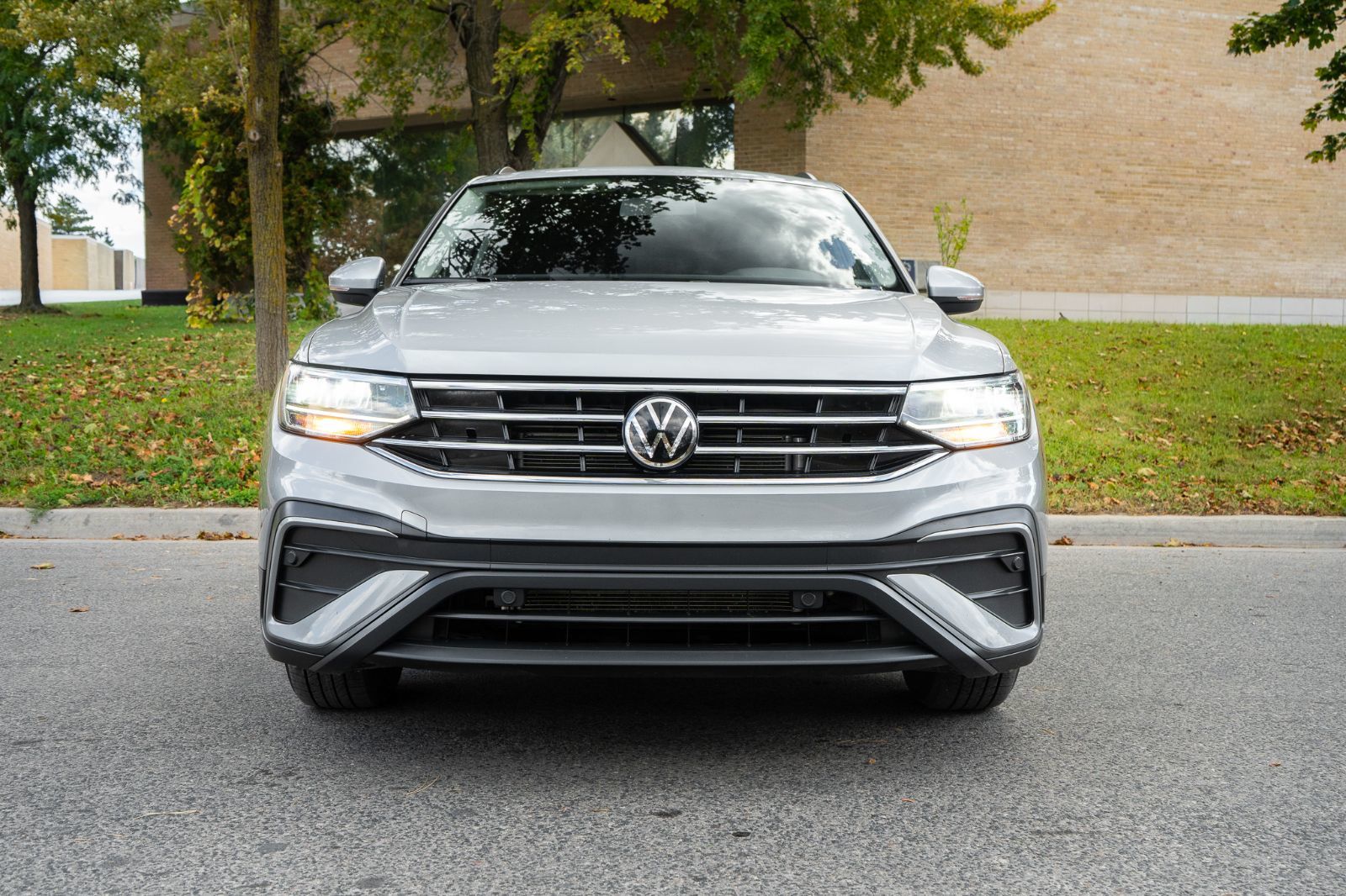 2022 Volkswagen Tiguan Trendline-1