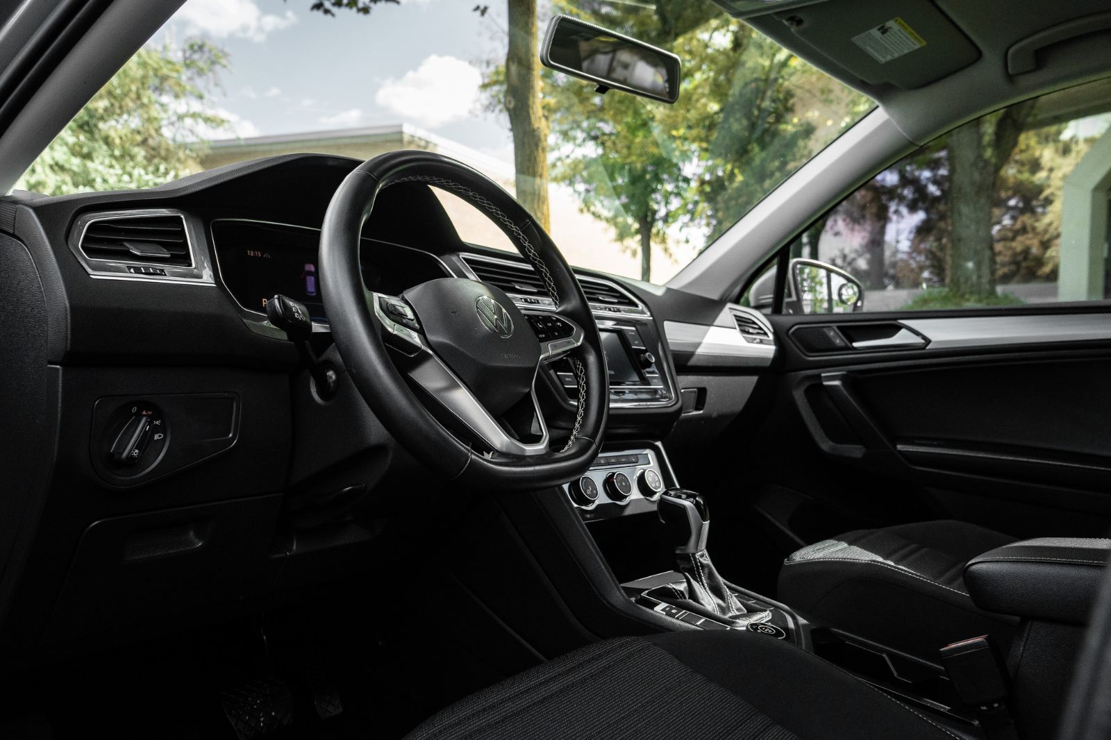 2022 Volkswagen Tiguan Trendline-26