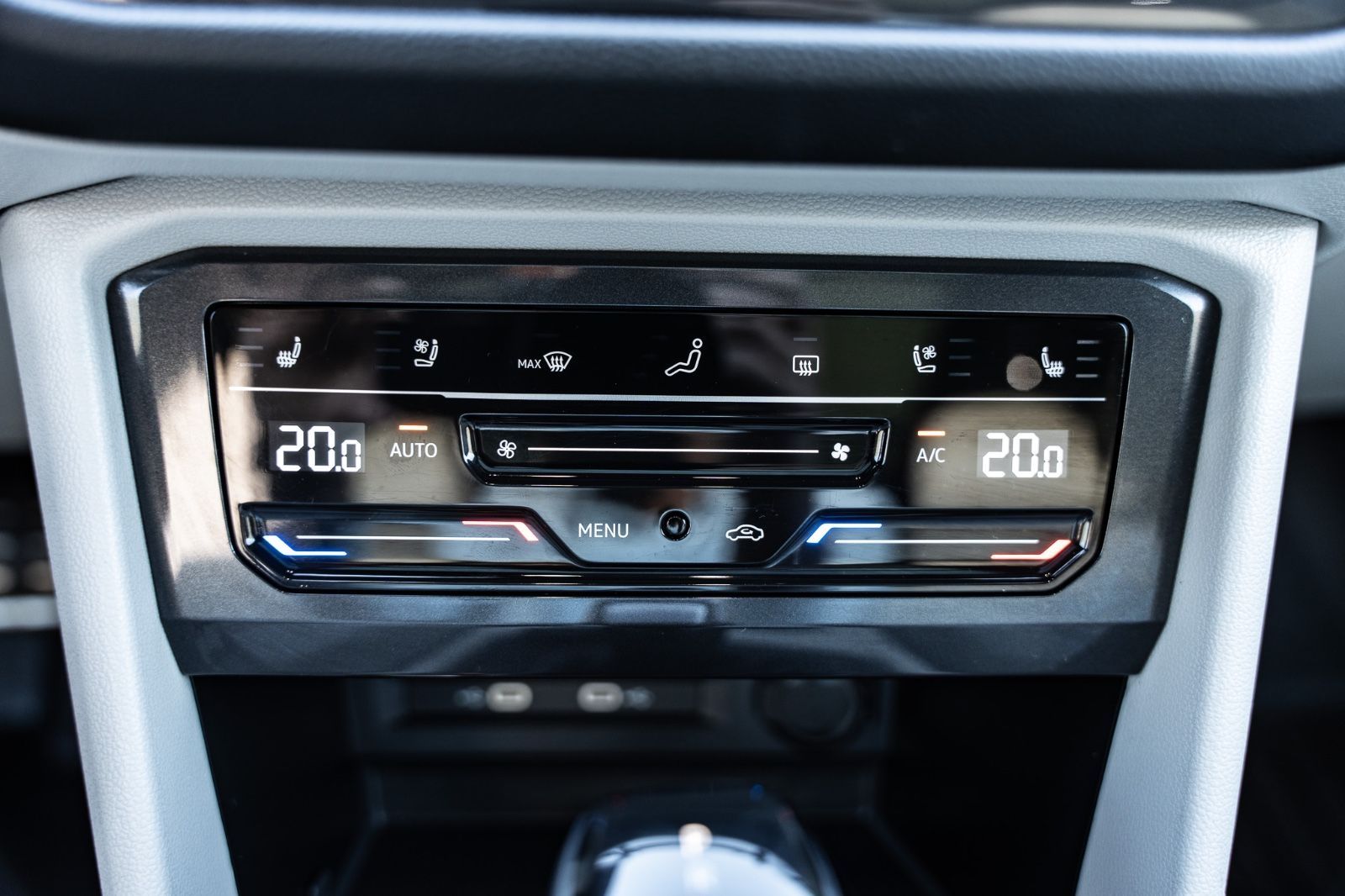 2024 Volkswagen Tiguan Highline R-Line-14