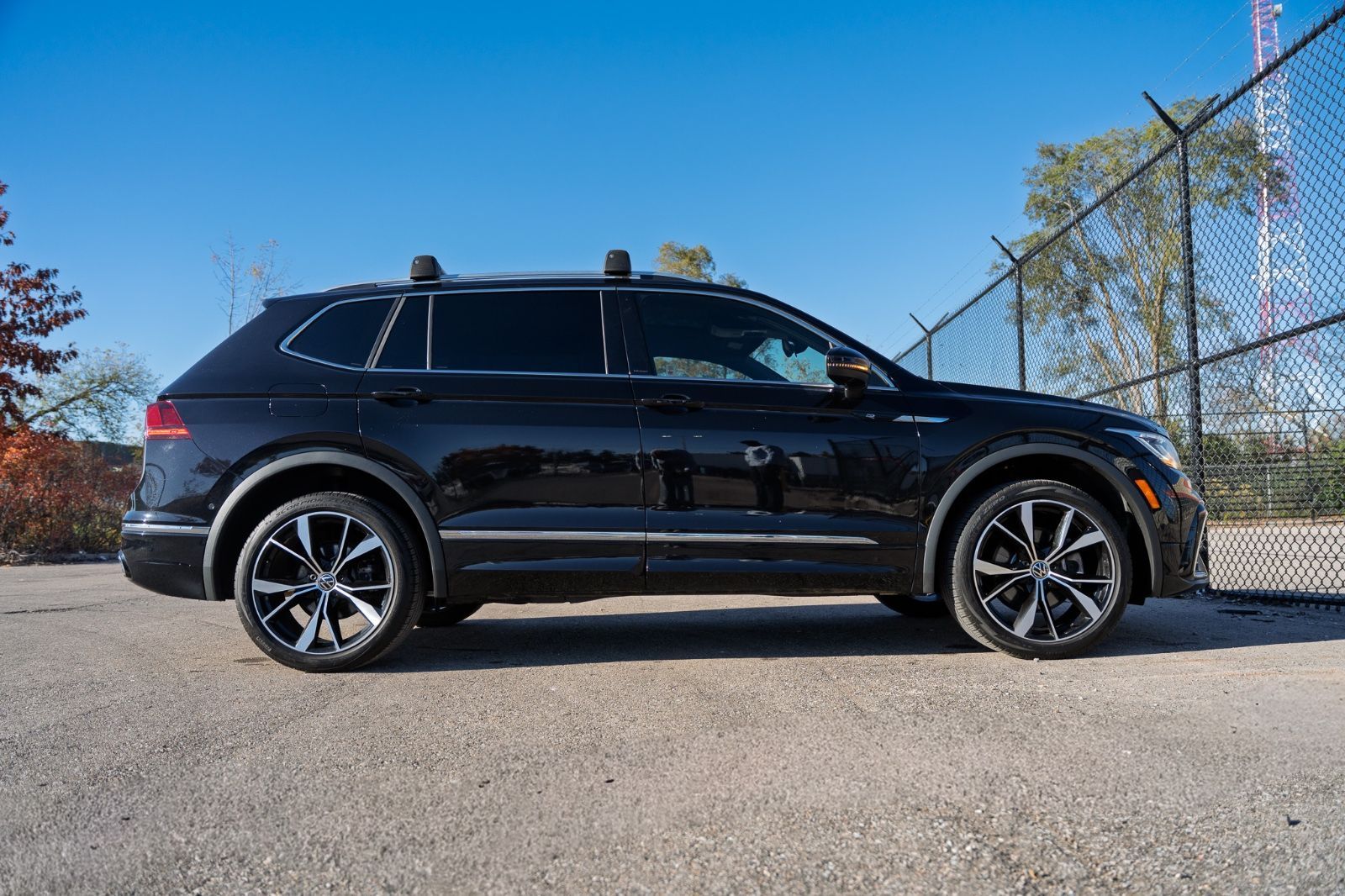 2024 Volkswagen Tiguan Highline R-Line-3