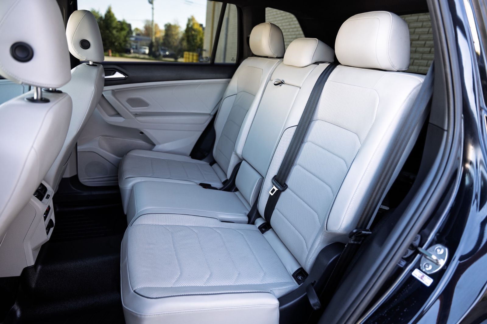 2024 Volkswagen Tiguan Highline R-Line-24