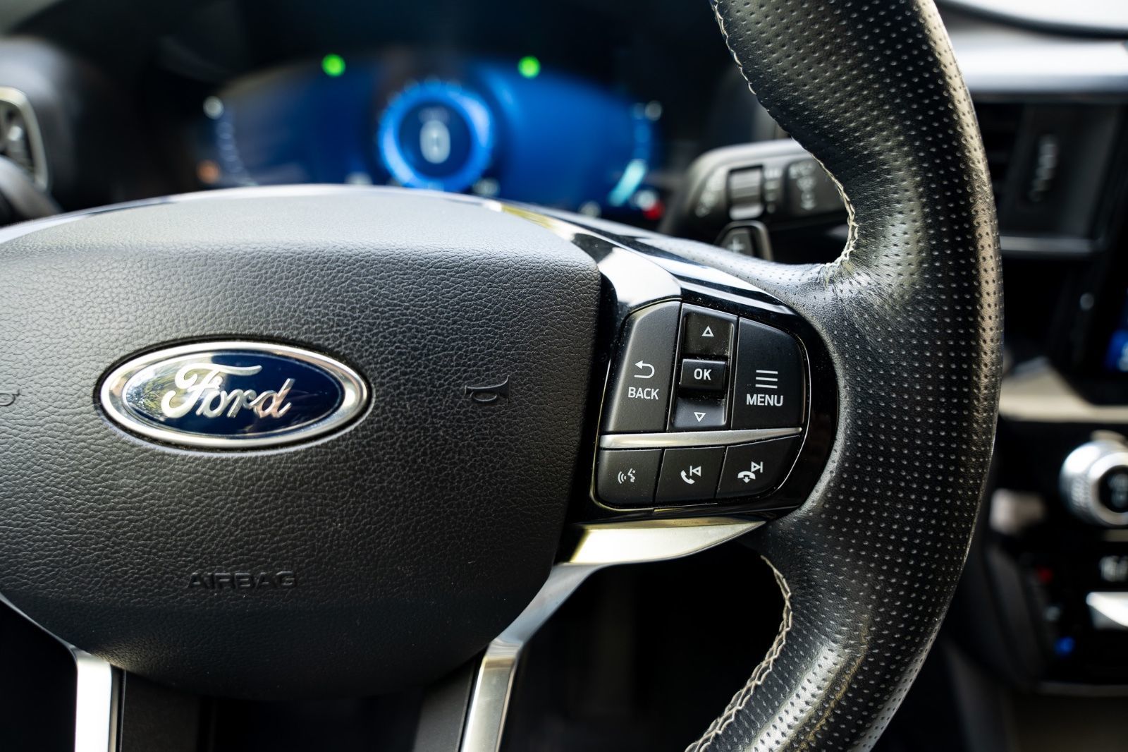 2021 Ford Explorer ST-15