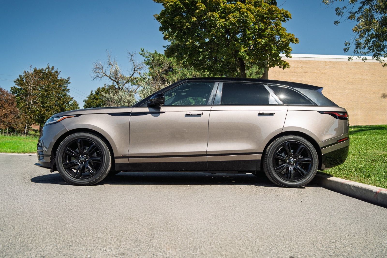 2020 Land Rover Range Rover Velar R-Dynamic S P340-2