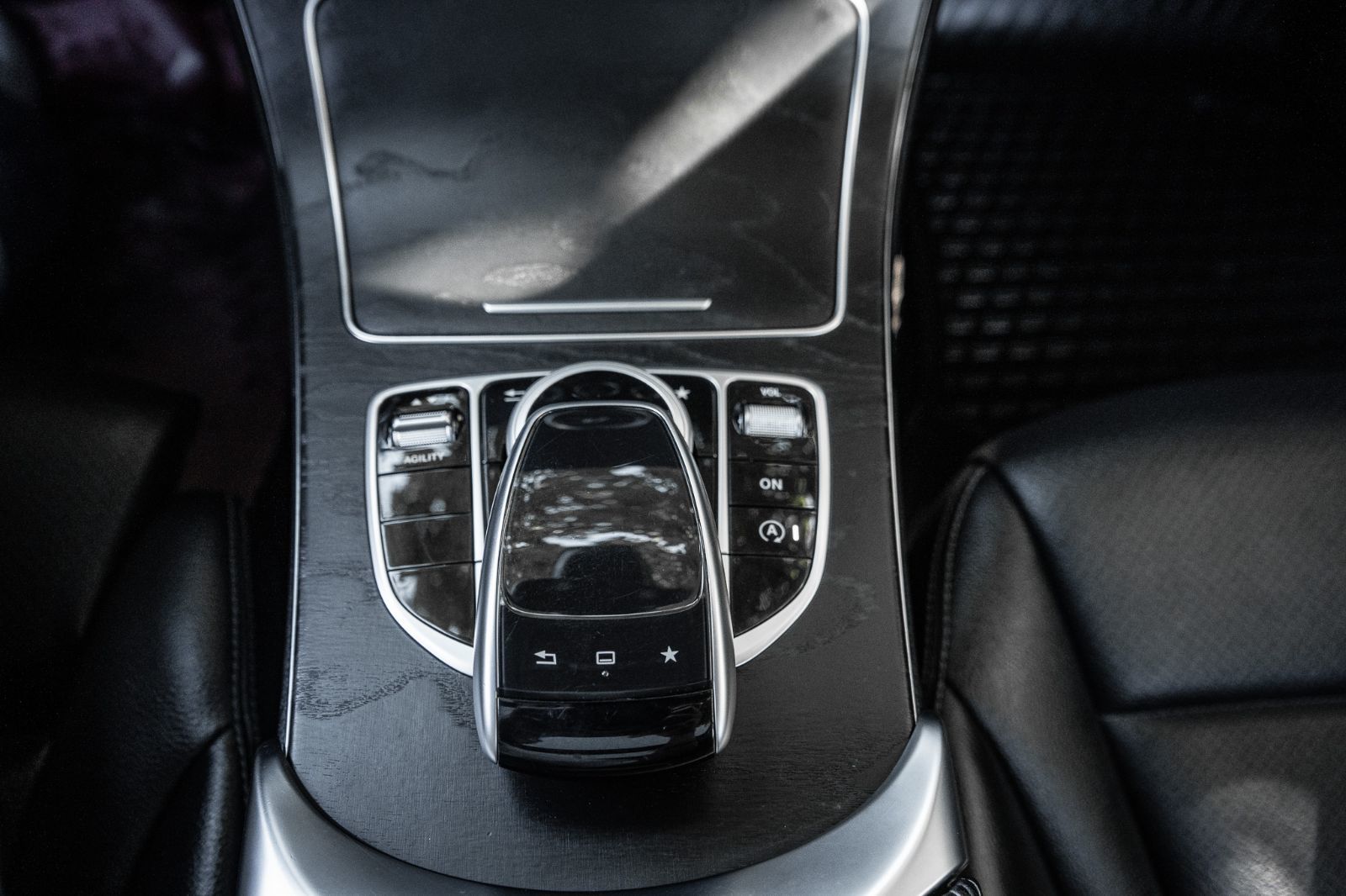 2015 Mercedes-Benz C-Class C 300-18