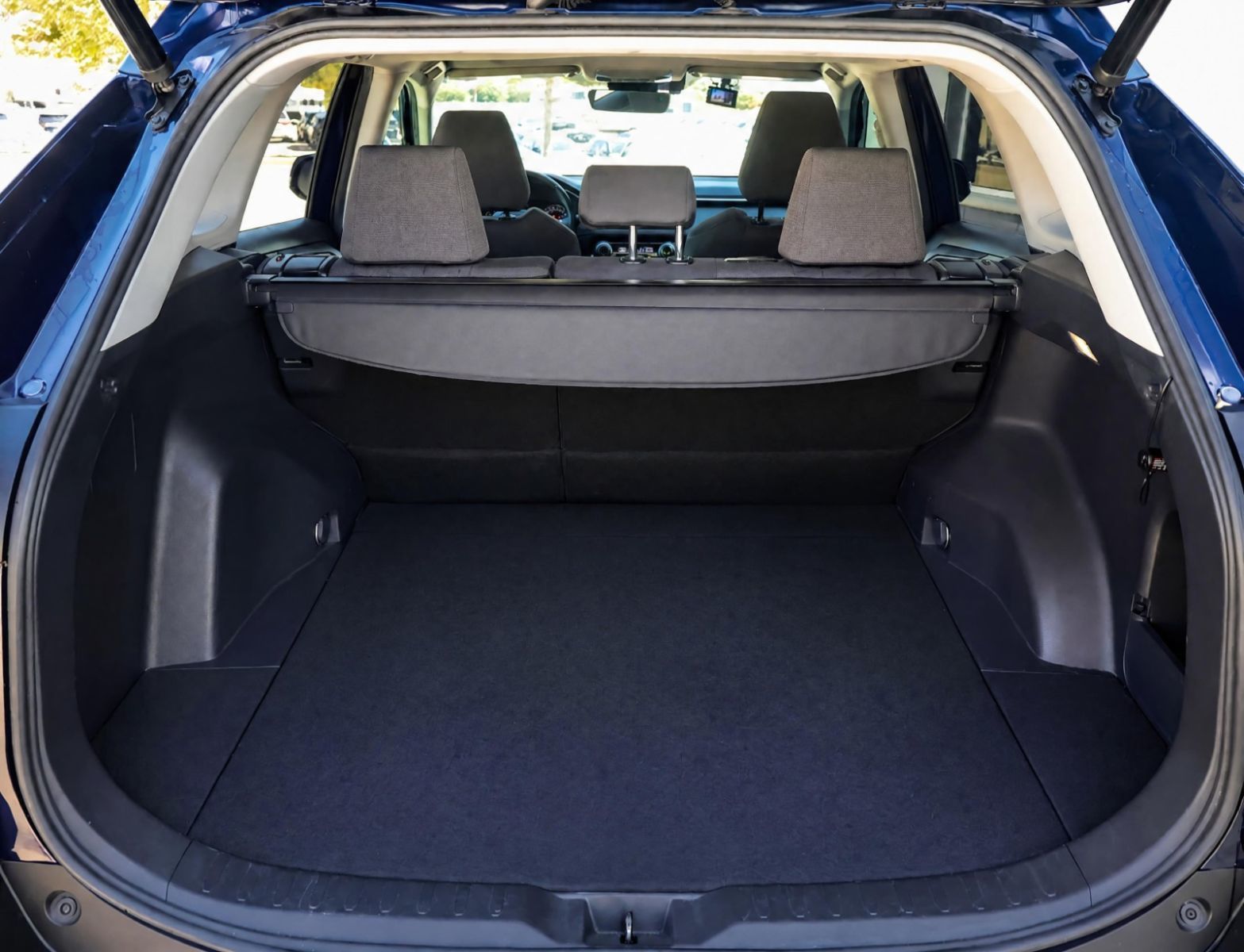 2019 Toyota RAV4 XLE-25
