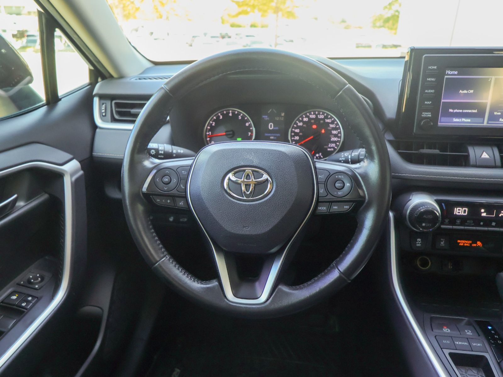 2019 Toyota RAV4 XLE-8