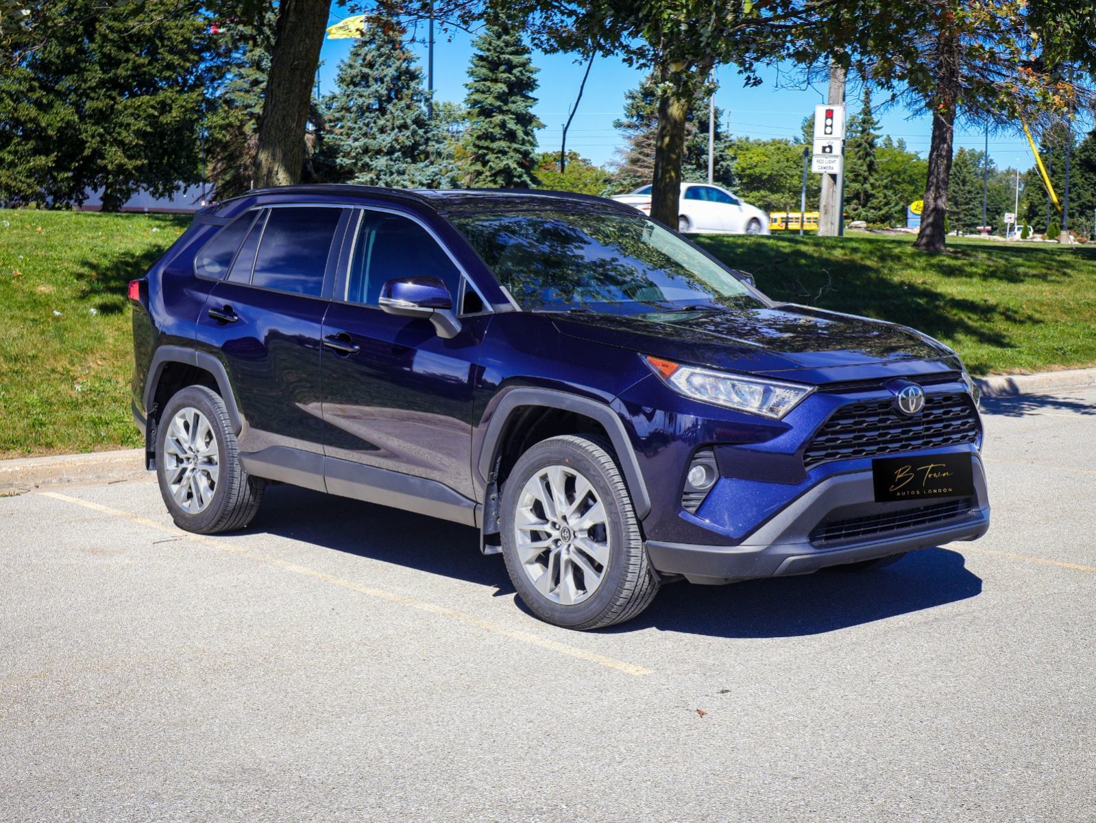 2019 Toyota RAV4 XLE-2