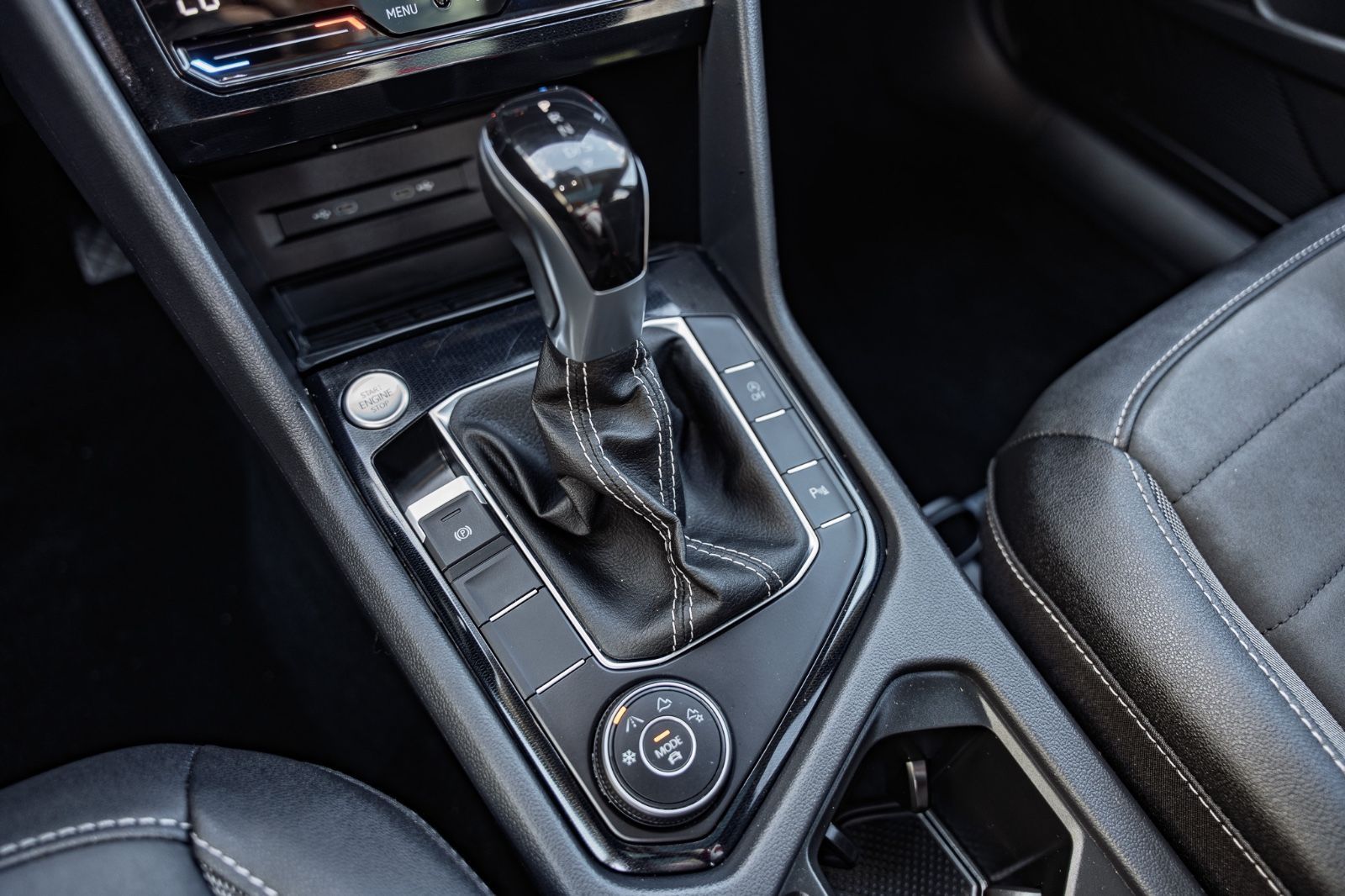 2025 Volkswagen Taos Comfortline Black Edition-13