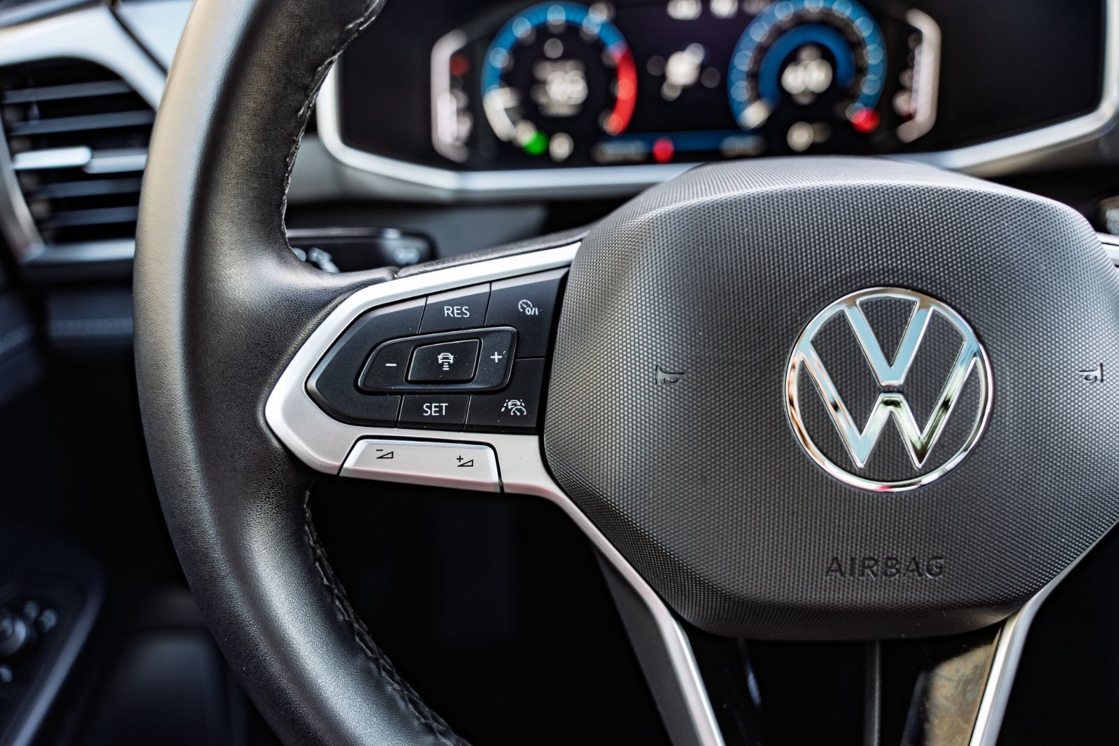 2025 Volkswagen Taos Comfortline Black Edition-7