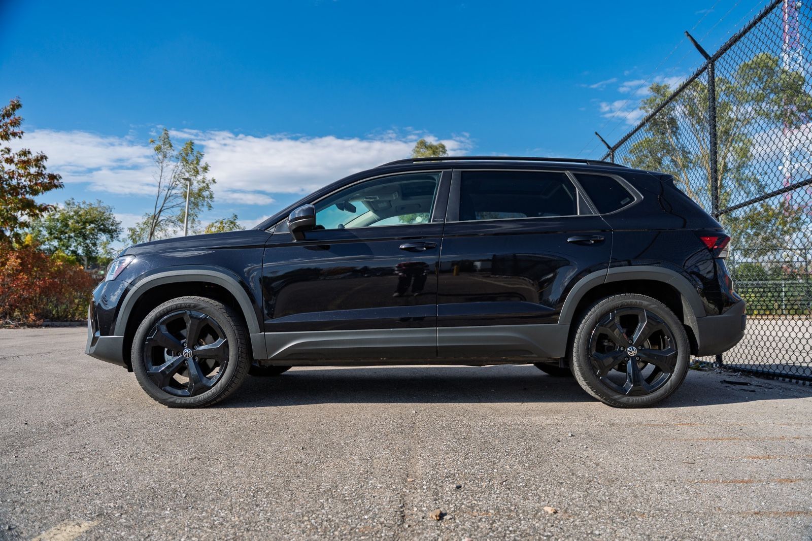 2025 Volkswagen Taos Comfortline Black Edition-4
