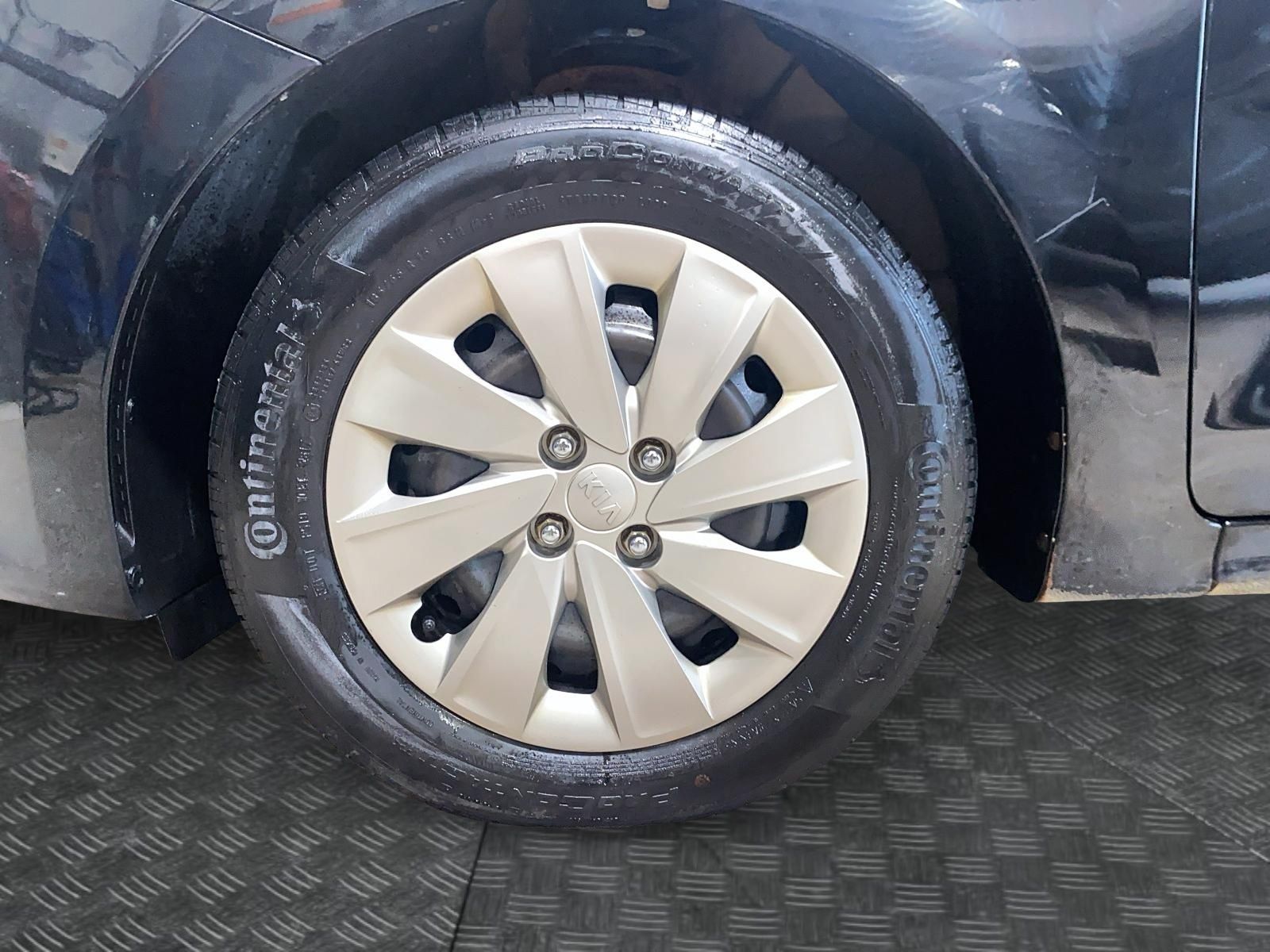 Kia Rio 5-door 2018 — photo 7