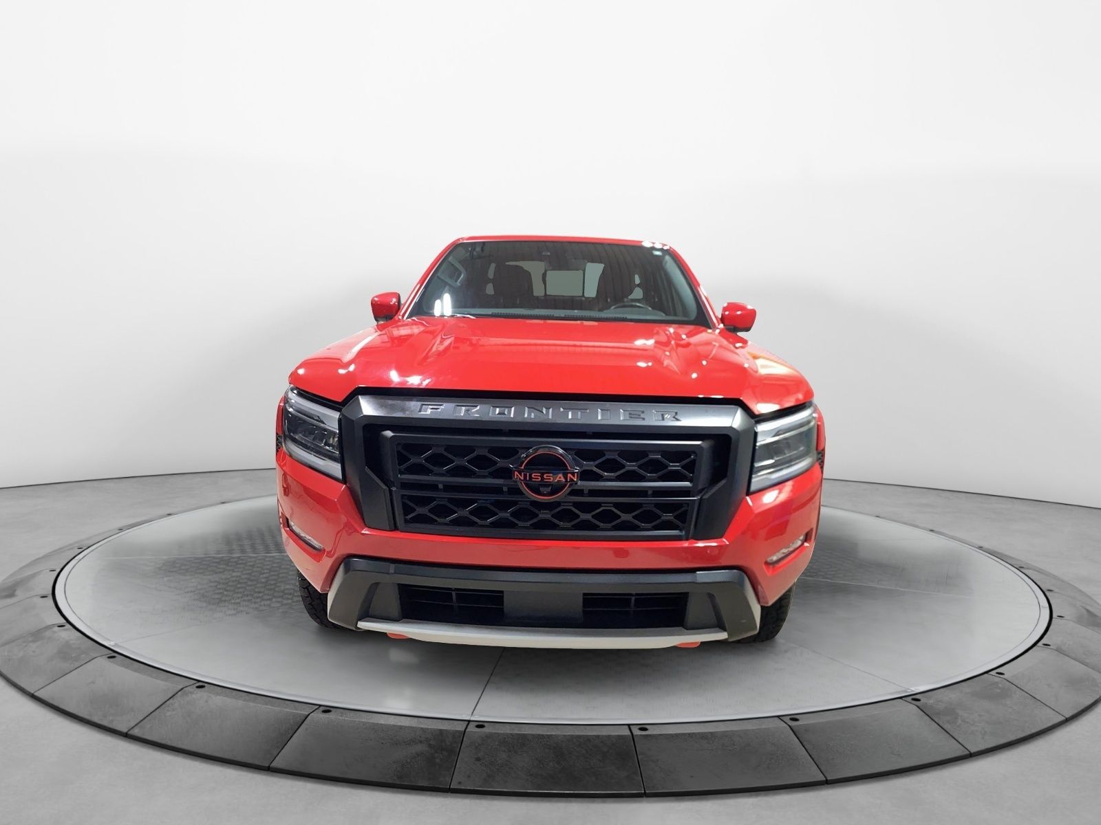 Nissan Frontier 2024 — photo 2