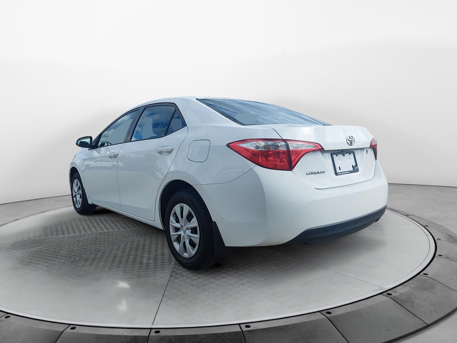 Toyota Corolla 2016 — photo 4