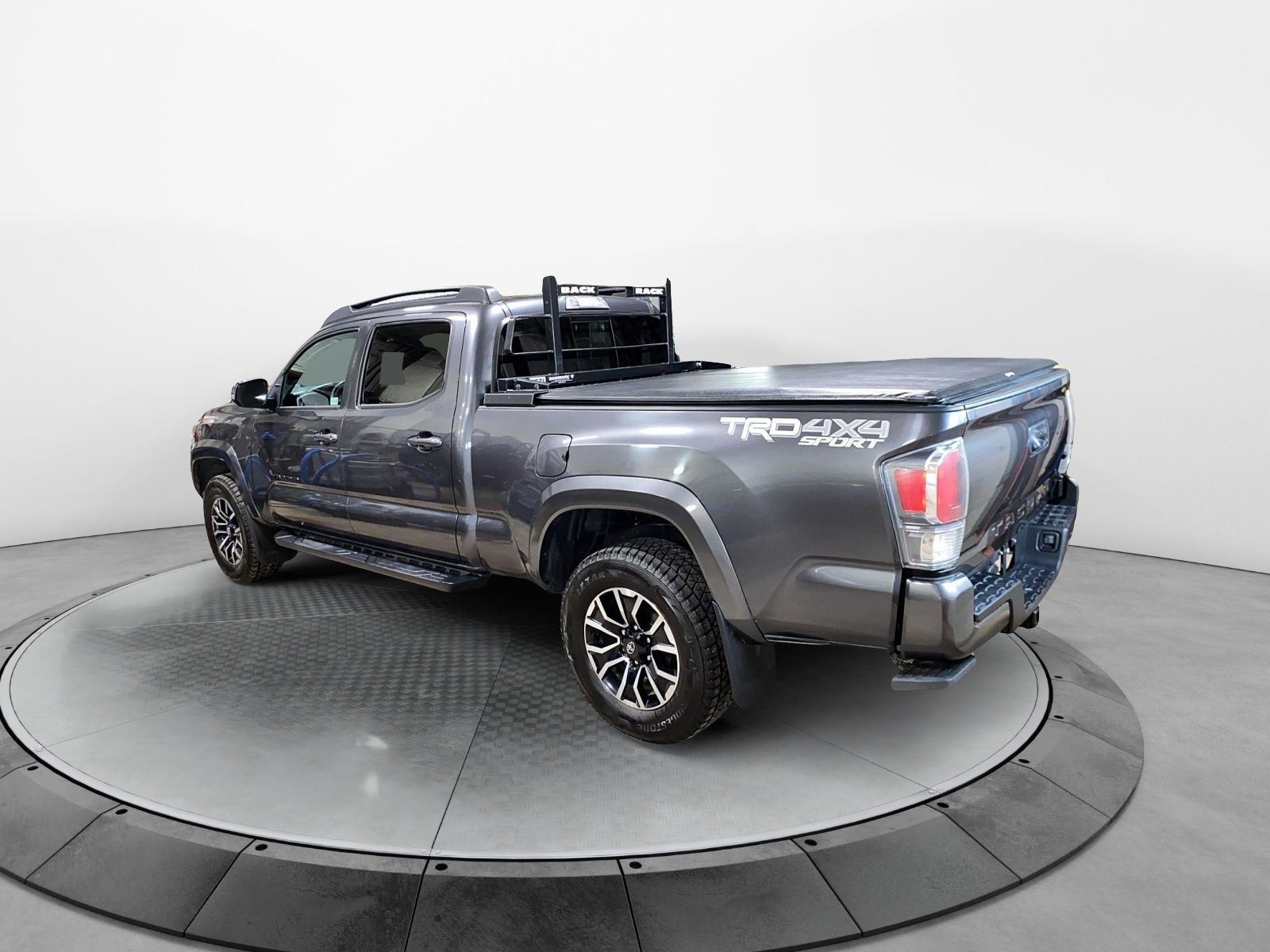 Toyota Tacoma trd 2023 — photo 3
