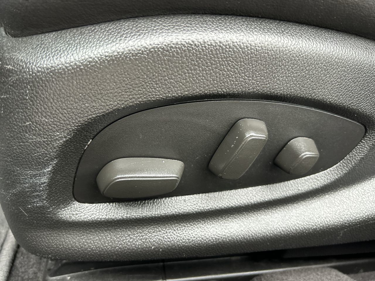 2016 Cadillac ATS in Barrie, Ontario