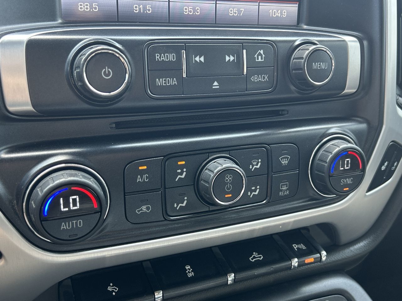 2015 GMC Sierra 1500 in Barrie, Ontario