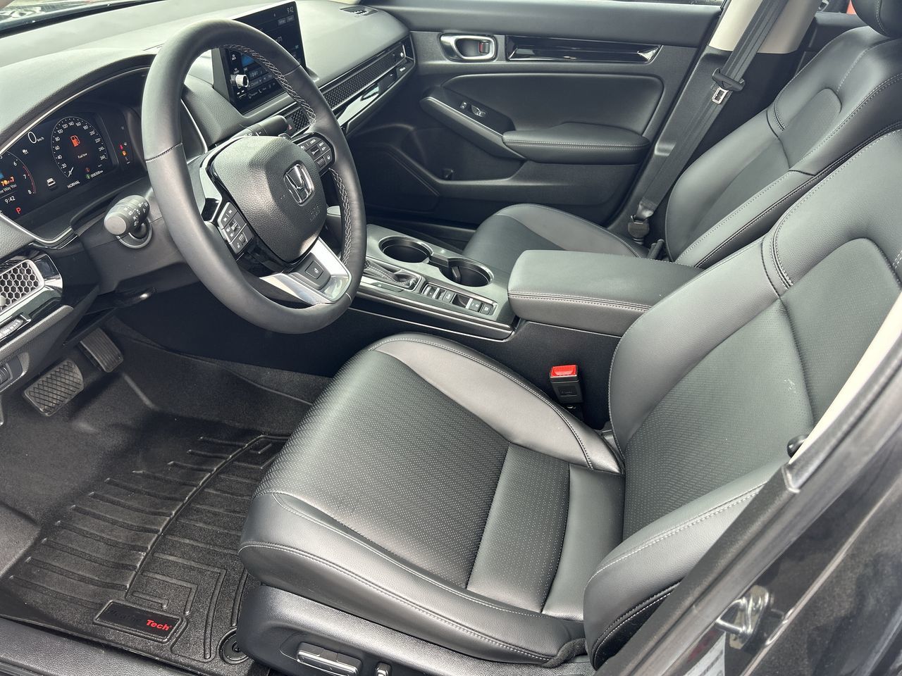 2024 Honda Civic in Barrie, Ontario