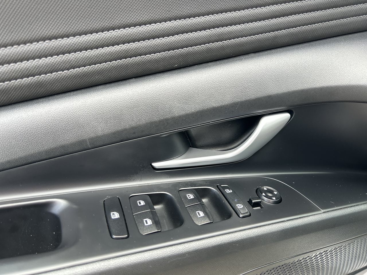 2023 Hyundai Elantra Sedan