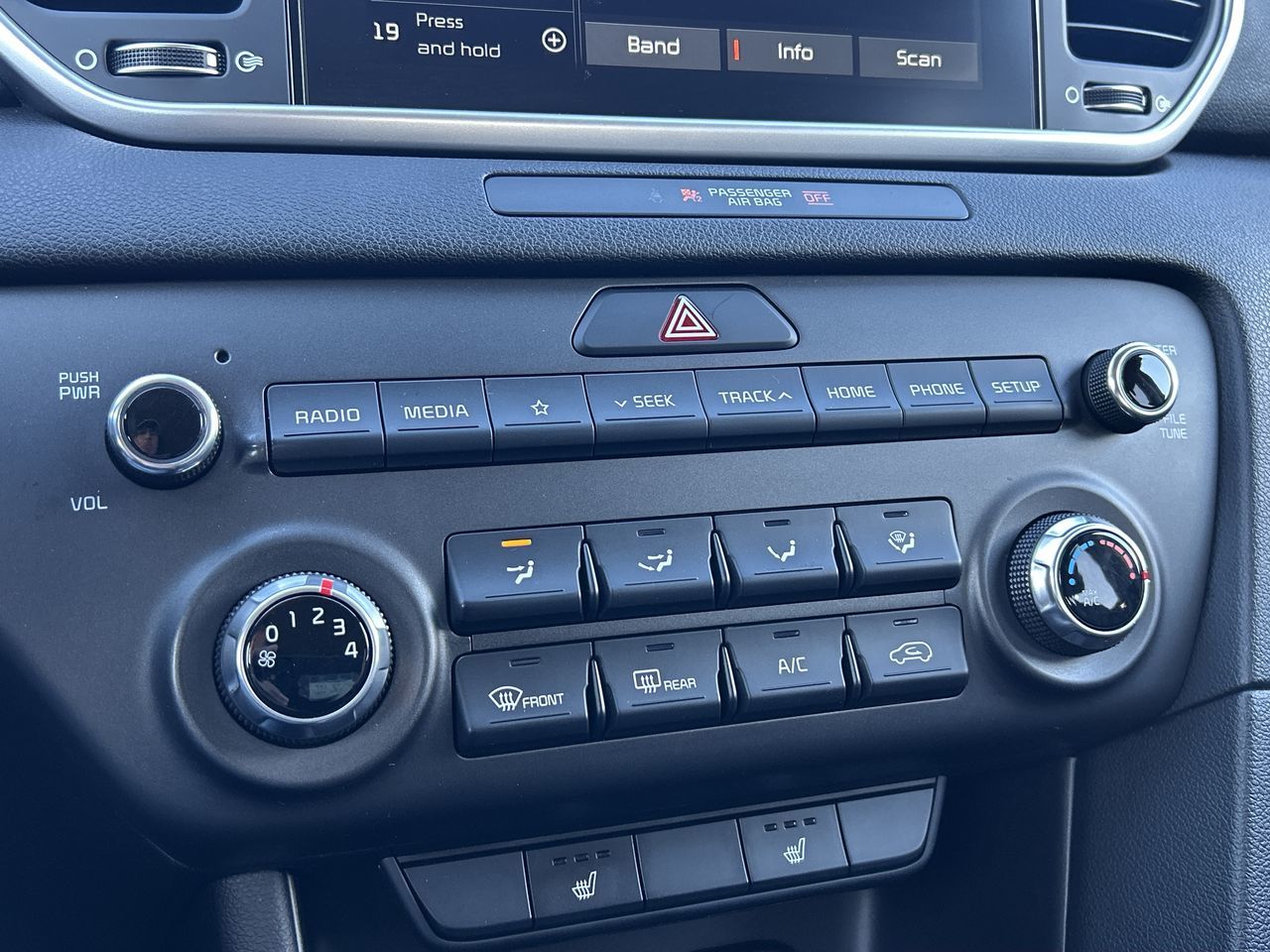 2020 Kia Sportage in Barrie, Ontario