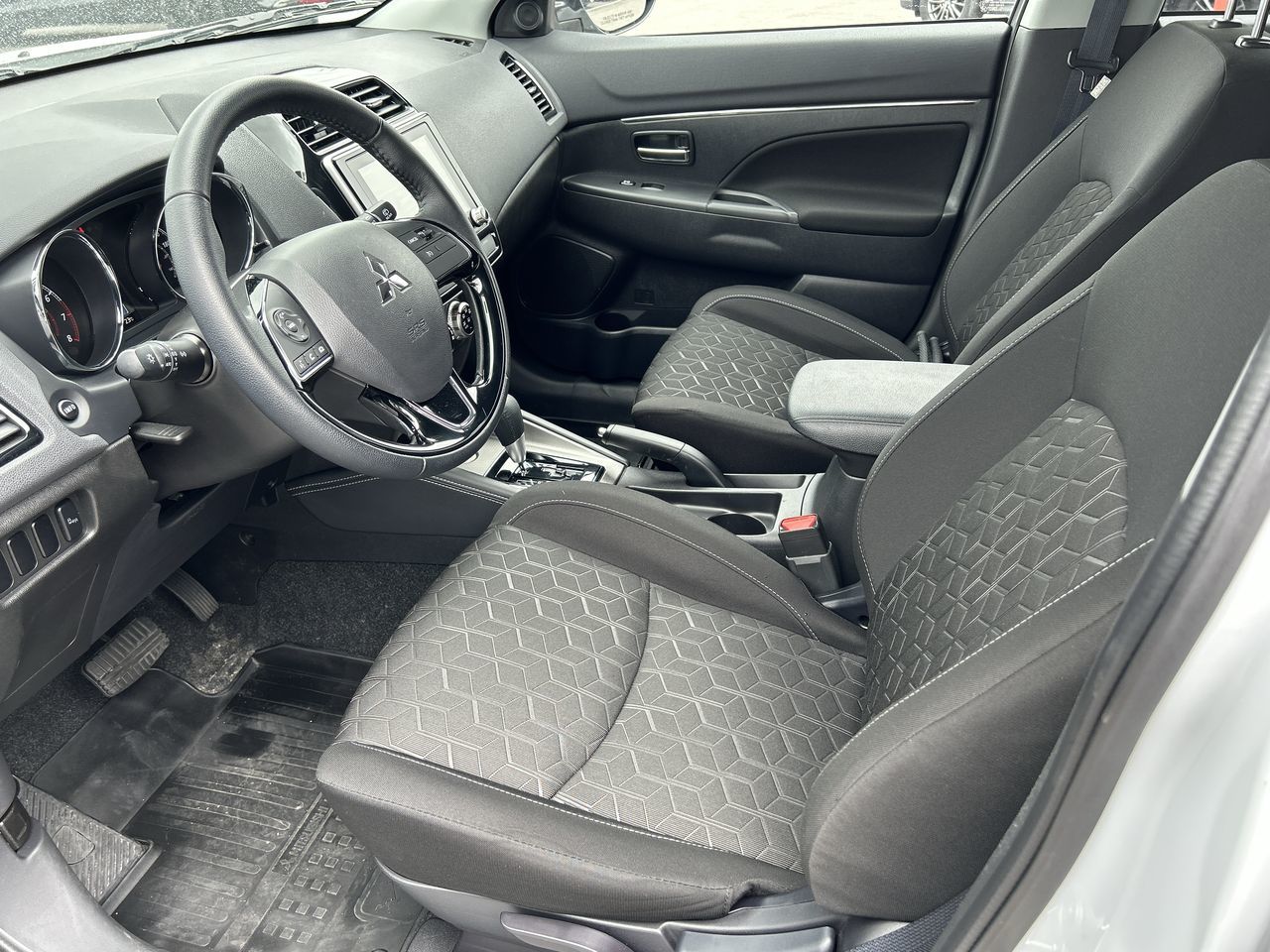 Mitsubishi RVR  2023 à Barrie, Ontario