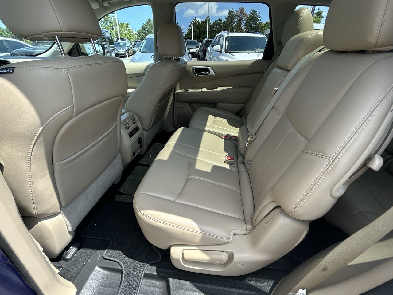 2017 Nissan Pathfinder in Barrie, Ontario
