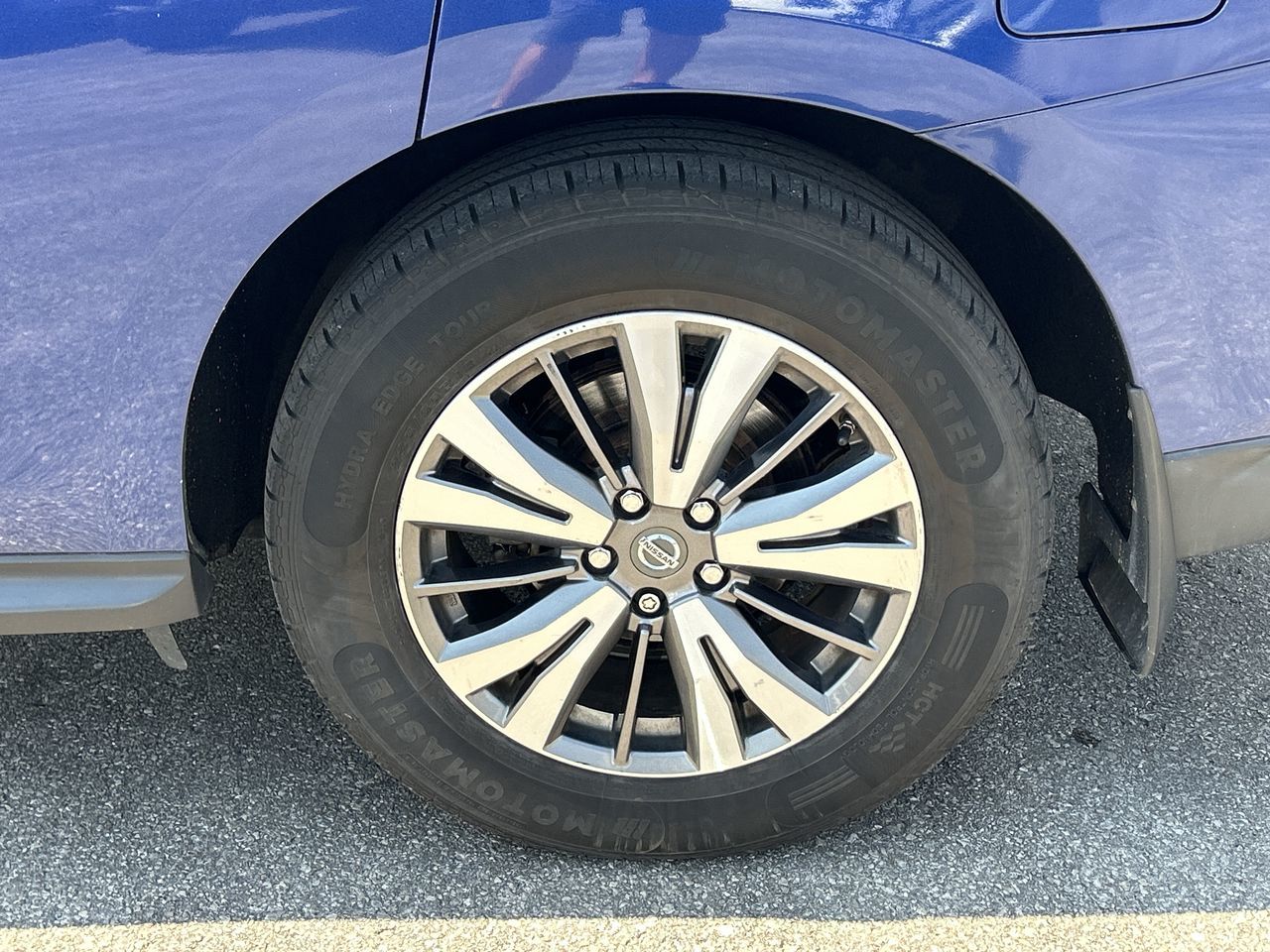 2017 Nissan Pathfinder in Barrie, Ontario