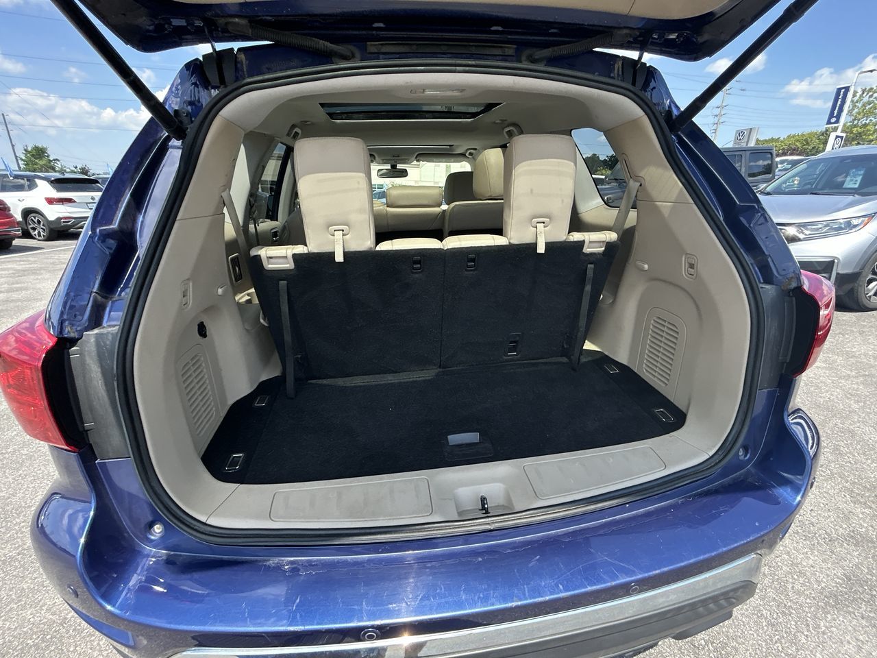 2017 Nissan Pathfinder in Barrie, Ontario