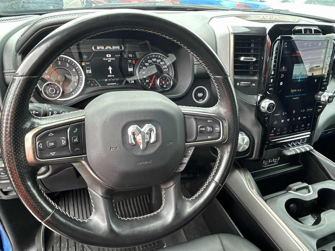 2022 Ram RAM 1500 Crew Cab 4x4 (dt) in Barrie, Ontario