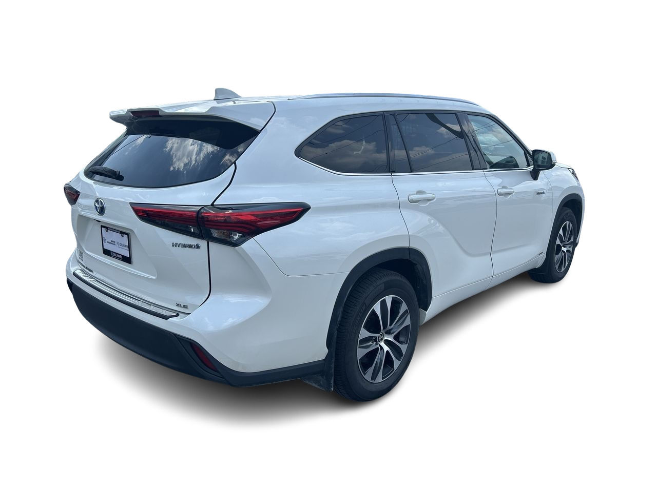 2021 Toyota Highlander hybrid in Barrie, Ontario