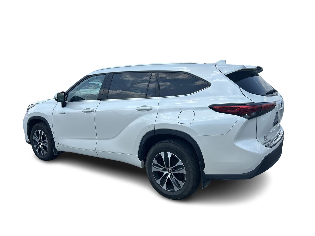 2021 Toyota Highlander hybrid in Barrie, Ontario