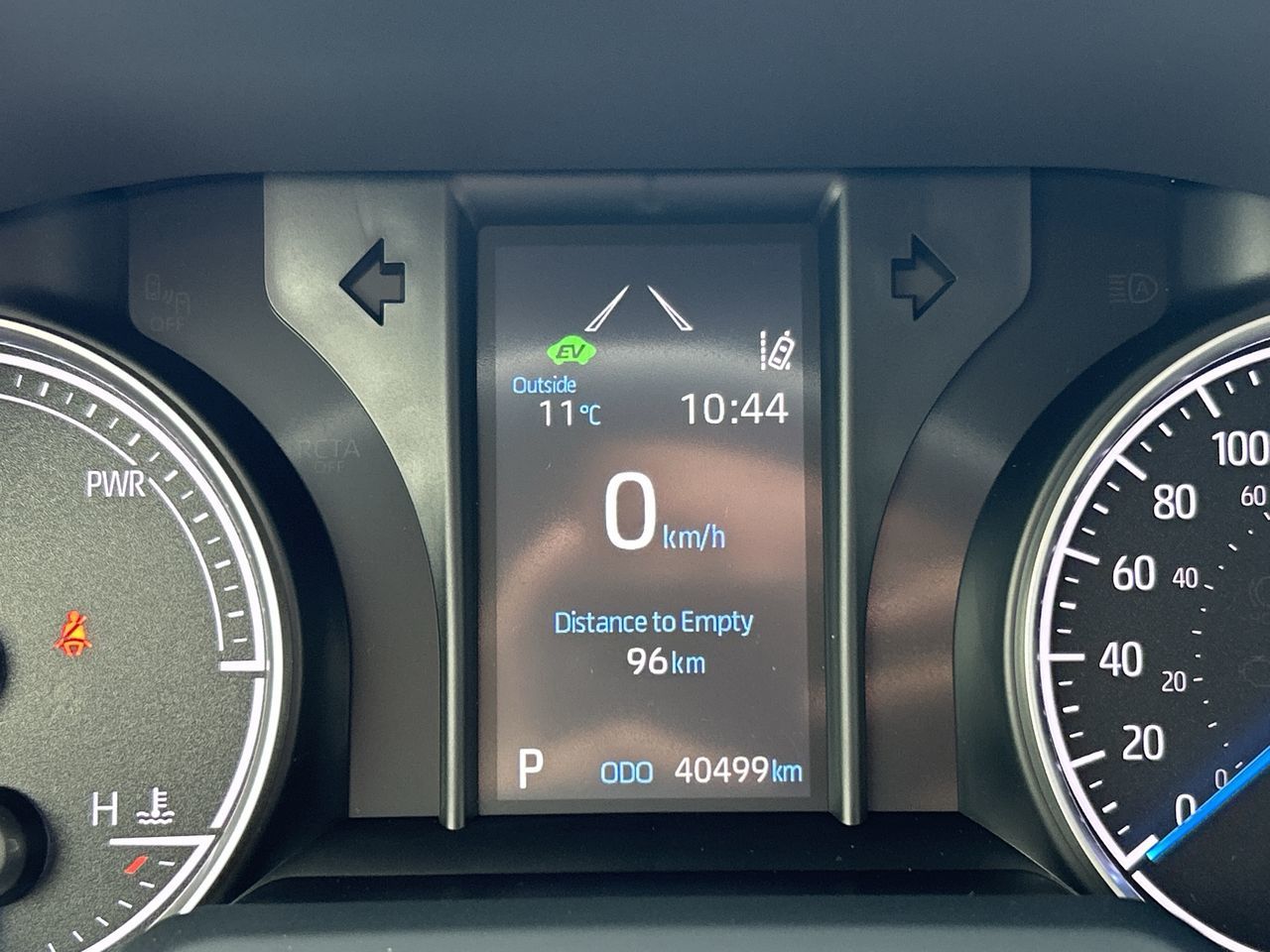 2022 Toyota Venza Hybrid in Barrie, Ontario