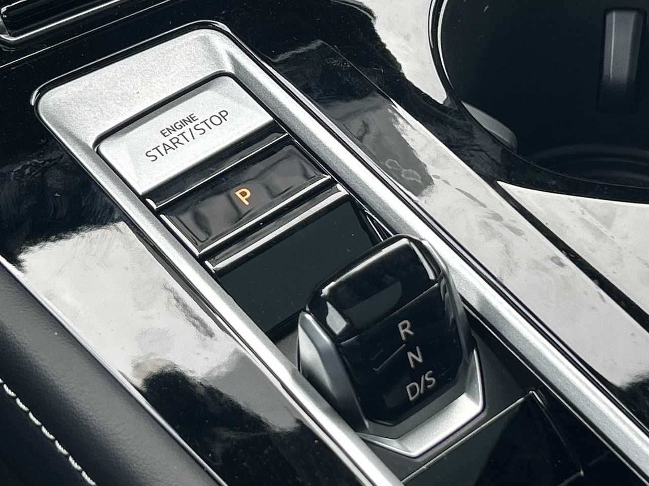 2024 Volkswagen Atlas Cross Sport