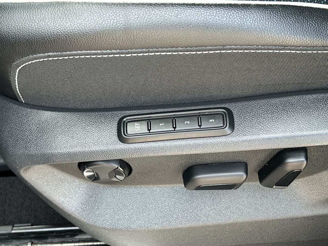 Volkswagen Atlas Cross Sport  2024 à Barrie, Ontario