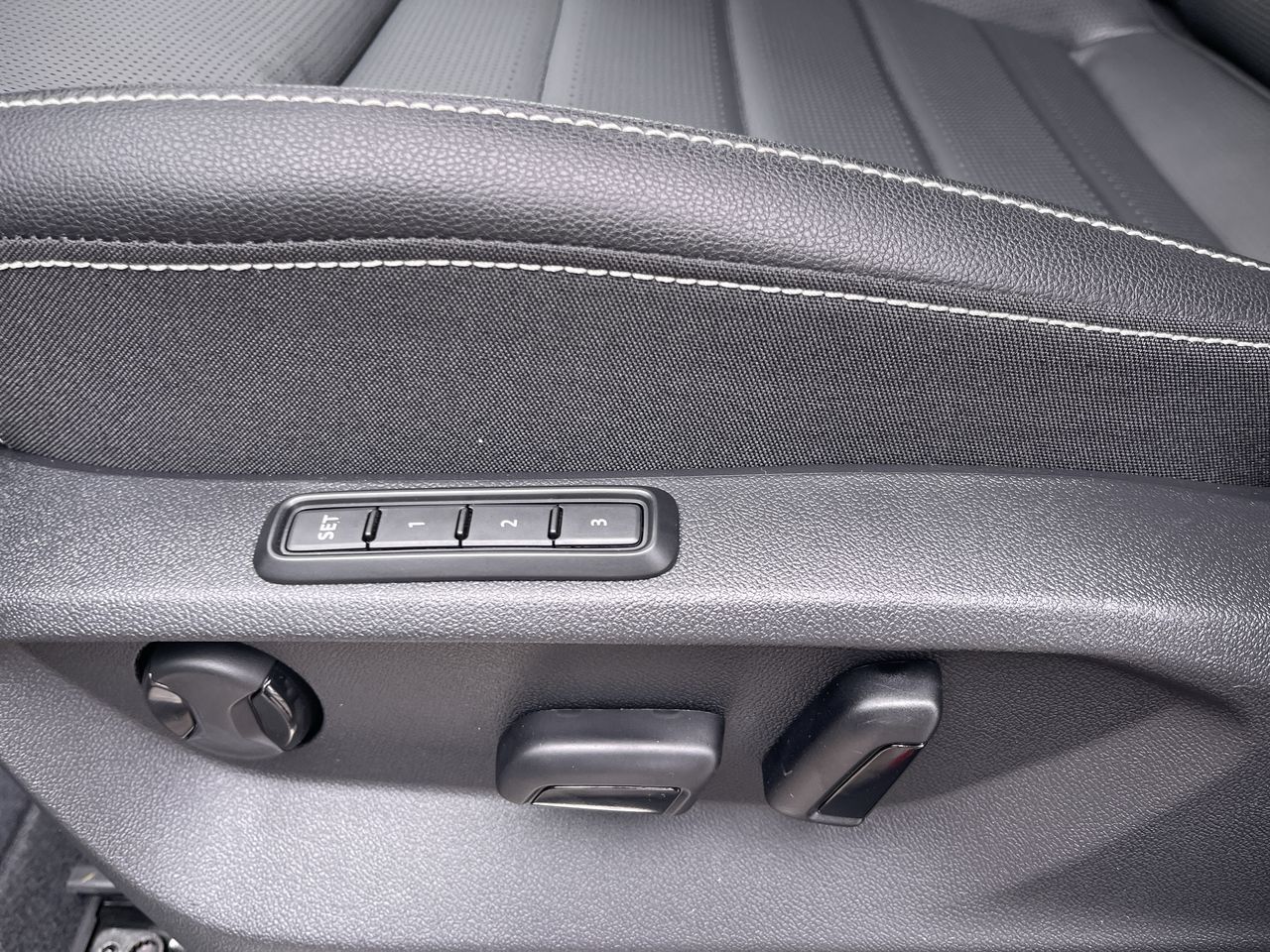 2026 Volkswagen Atlas Cross Sport in Barrie, Ontario