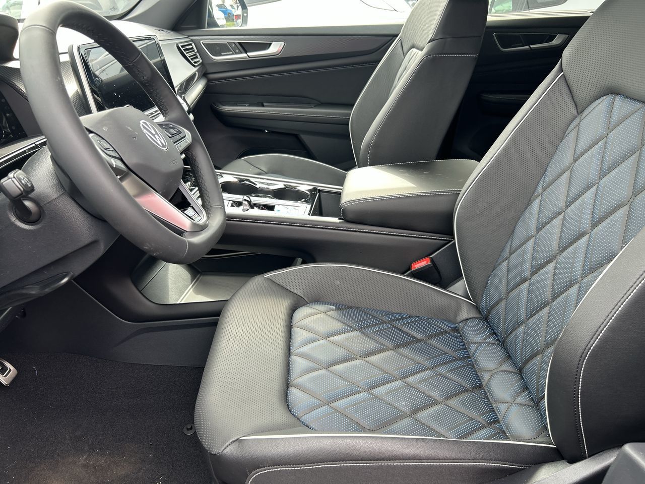 2026 Volkswagen Atlas Cross Sport in Barrie, Ontario