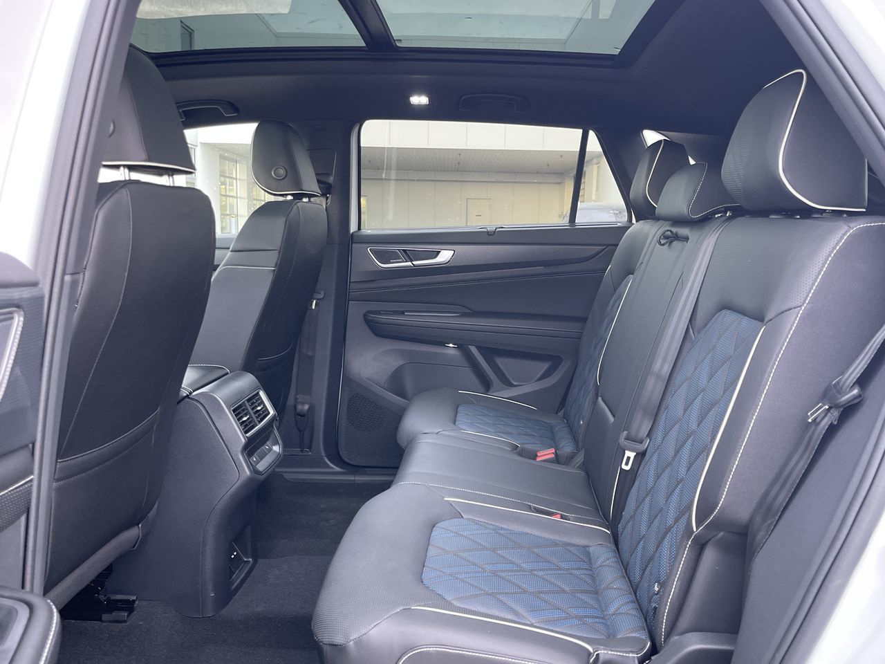 2026 Volkswagen Atlas Cross Sport in Barrie, Ontario