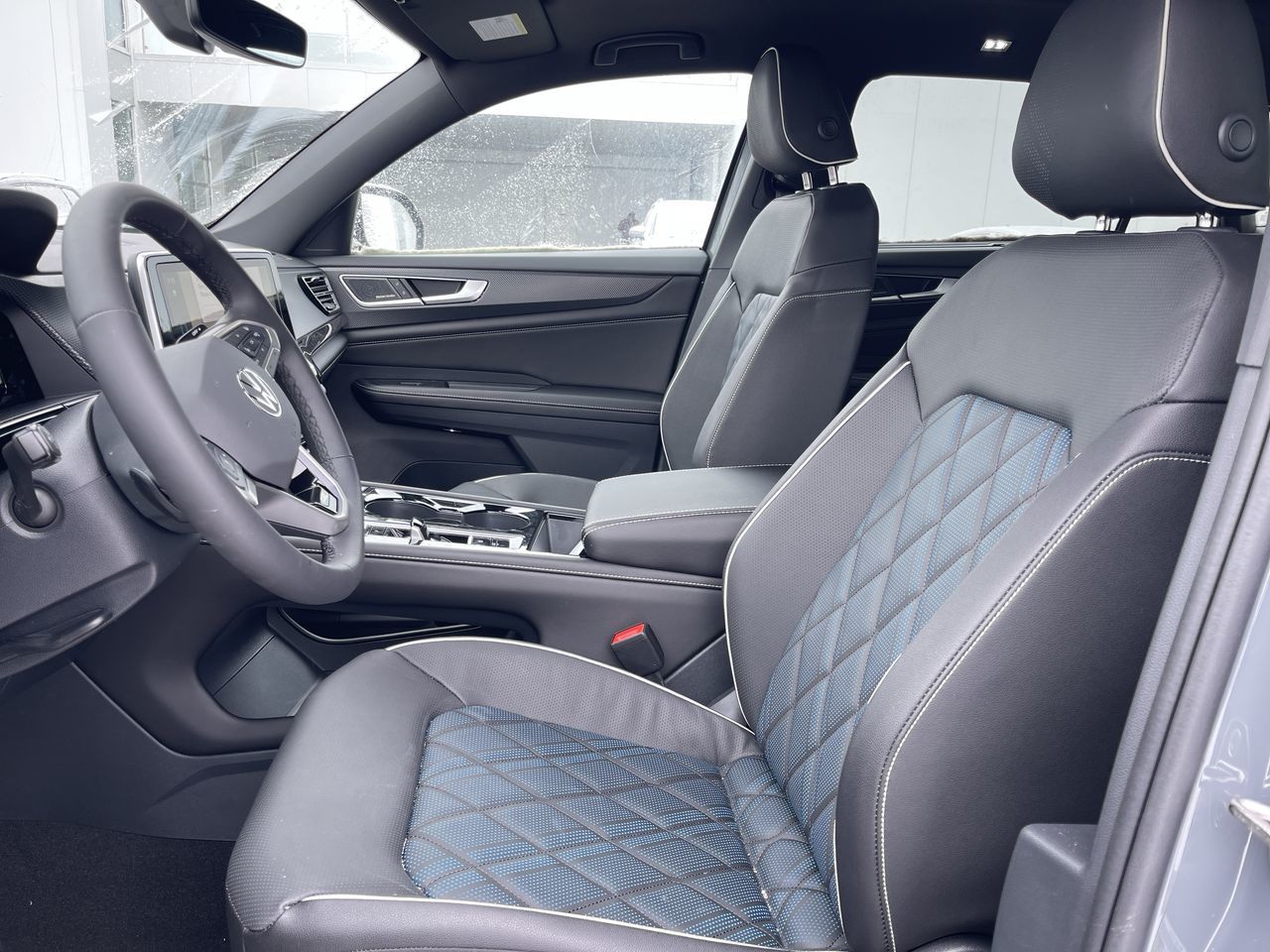 2026 Volkswagen Atlas Cross Sport in Barrie, Ontario