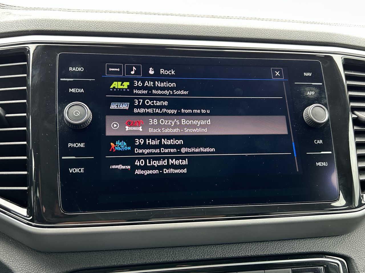 2021 Volkswagen Atlas in Barrie, Ontario