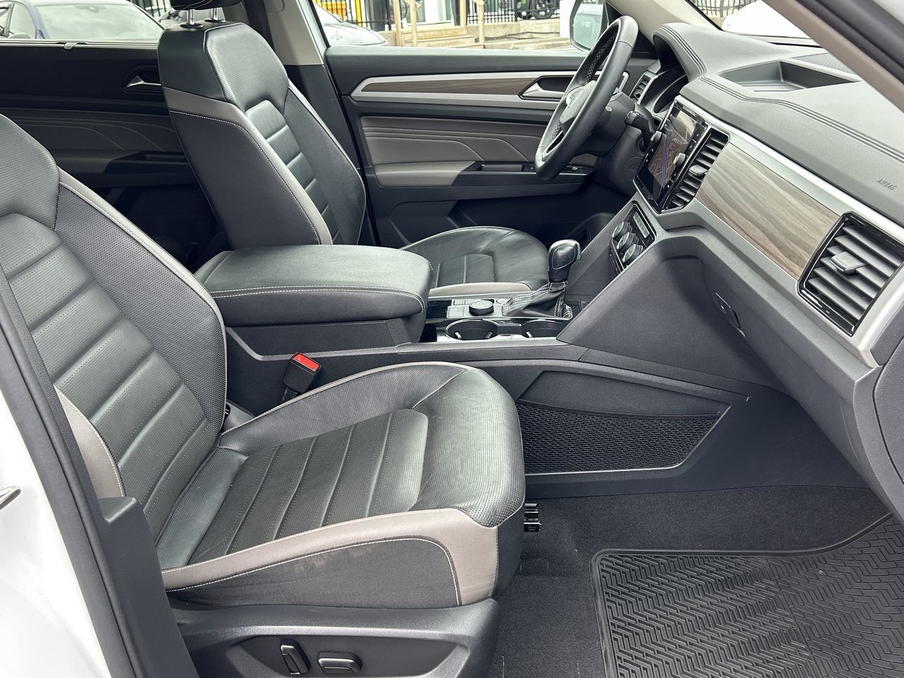 2021 Volkswagen Atlas in Barrie, Ontario