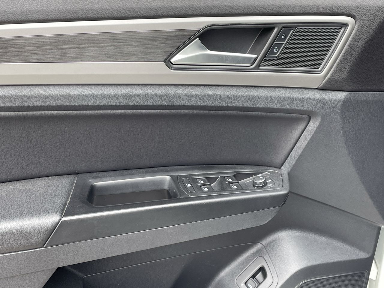 2021 Volkswagen Atlas in Barrie, Ontario