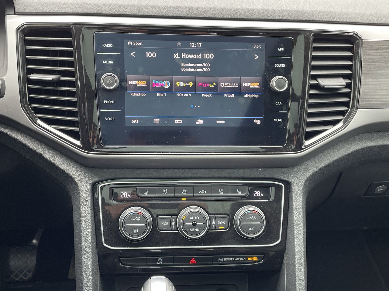 2021 Volkswagen Atlas in Barrie, Ontario