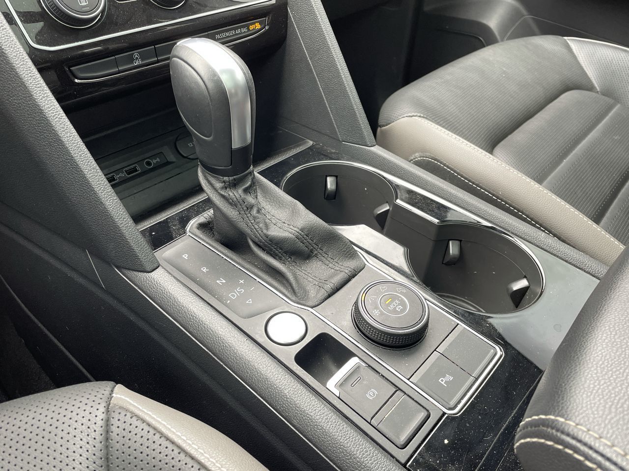 2021 Volkswagen Atlas in Barrie, Ontario