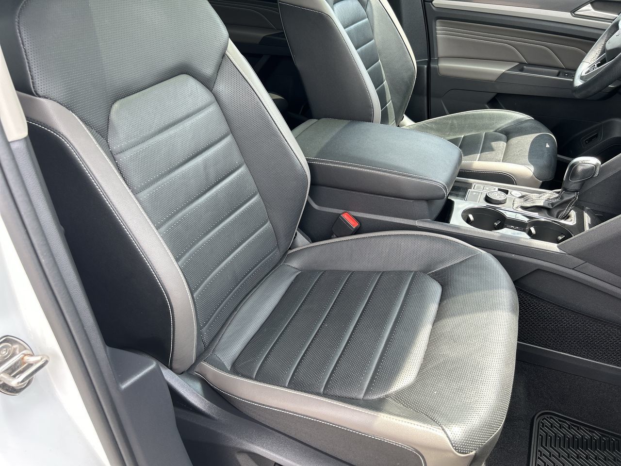 2023 Volkswagen Atlas in Barrie, Ontario