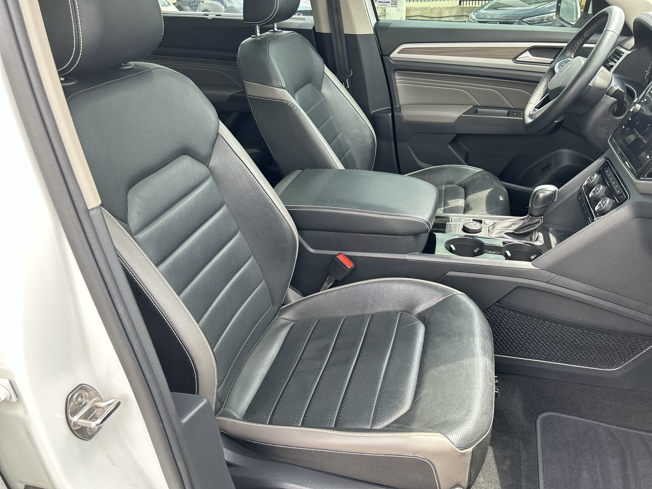 2023 Volkswagen Atlas in Barrie, Ontario